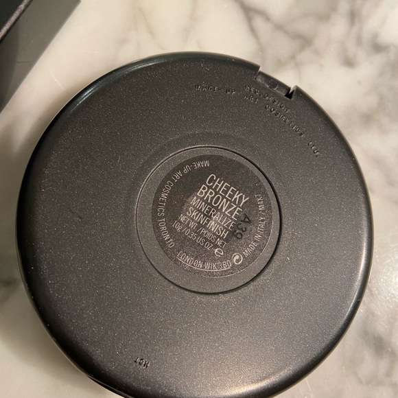 Mac Mineralized Skin Finish in Cheeky Bronze - Picture 6 of 8